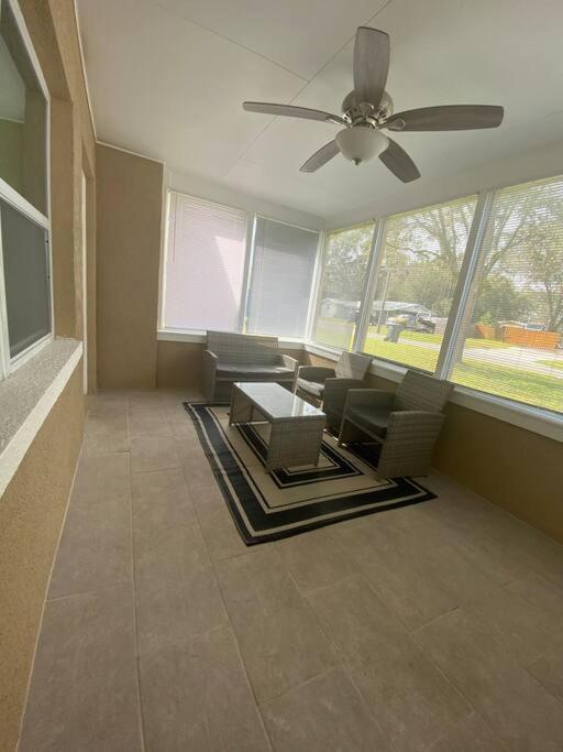 Villa Minutes To Fairgrounds, Hard Rock, & Busch Gardens à Tampa Extérieur photo